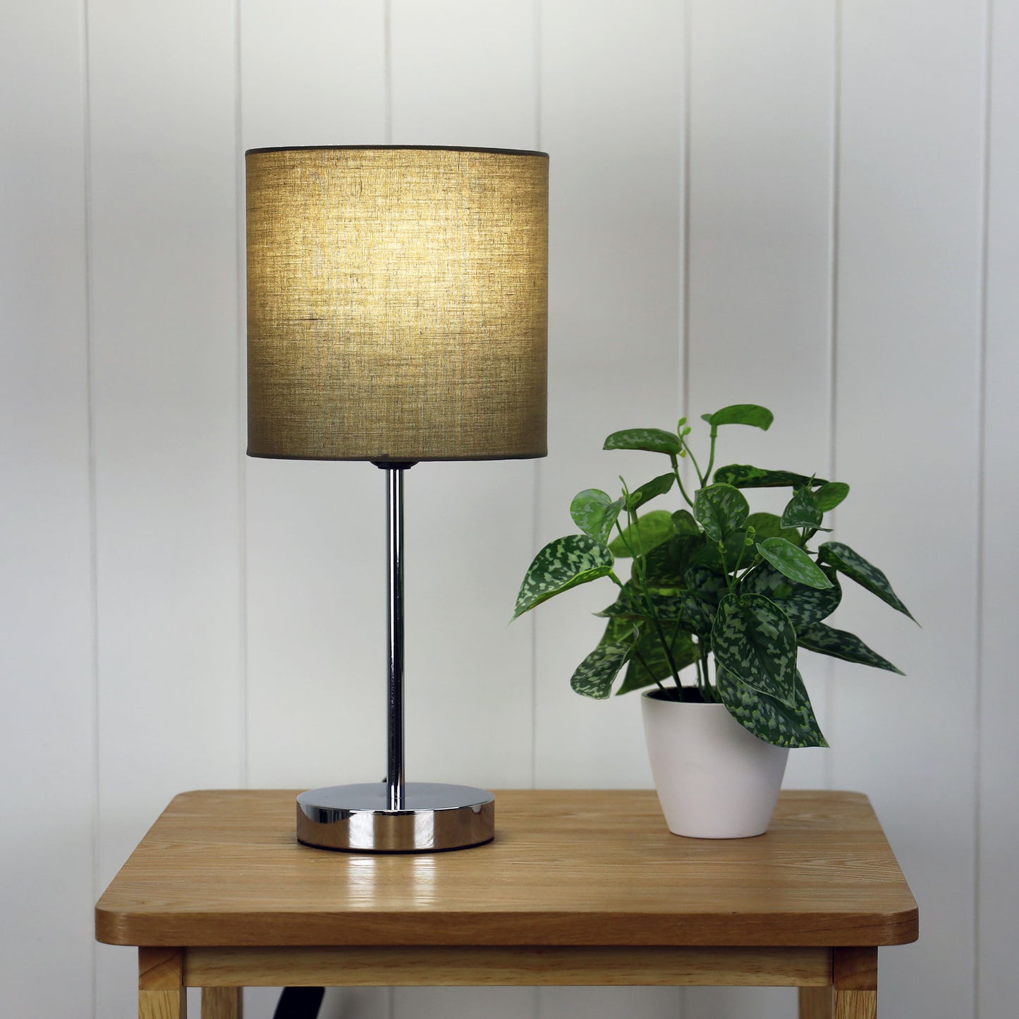 Zola Table Lamp Chrome / Taupe Shade