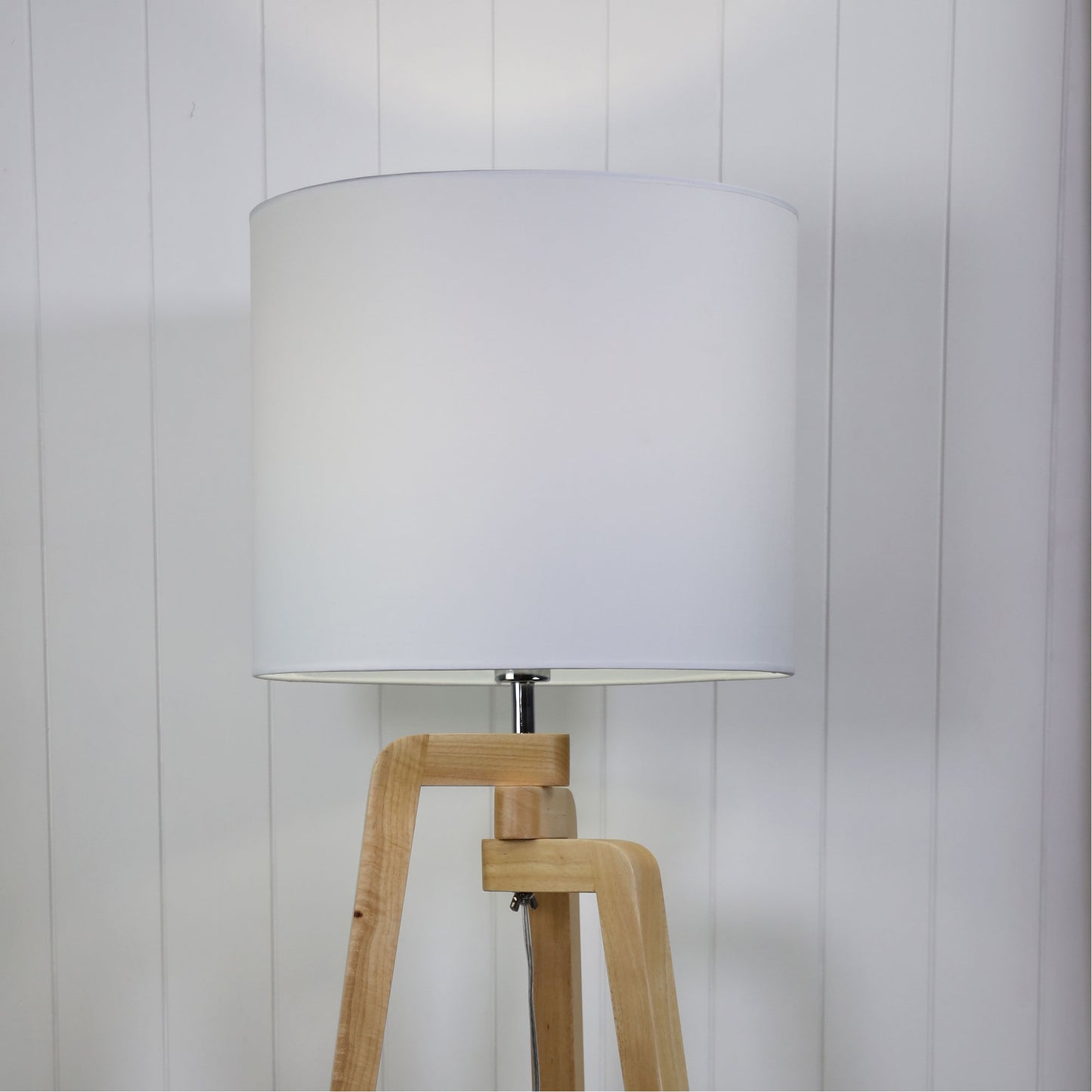 Lund Timber Floor Lamp W/ White Cotton Shade