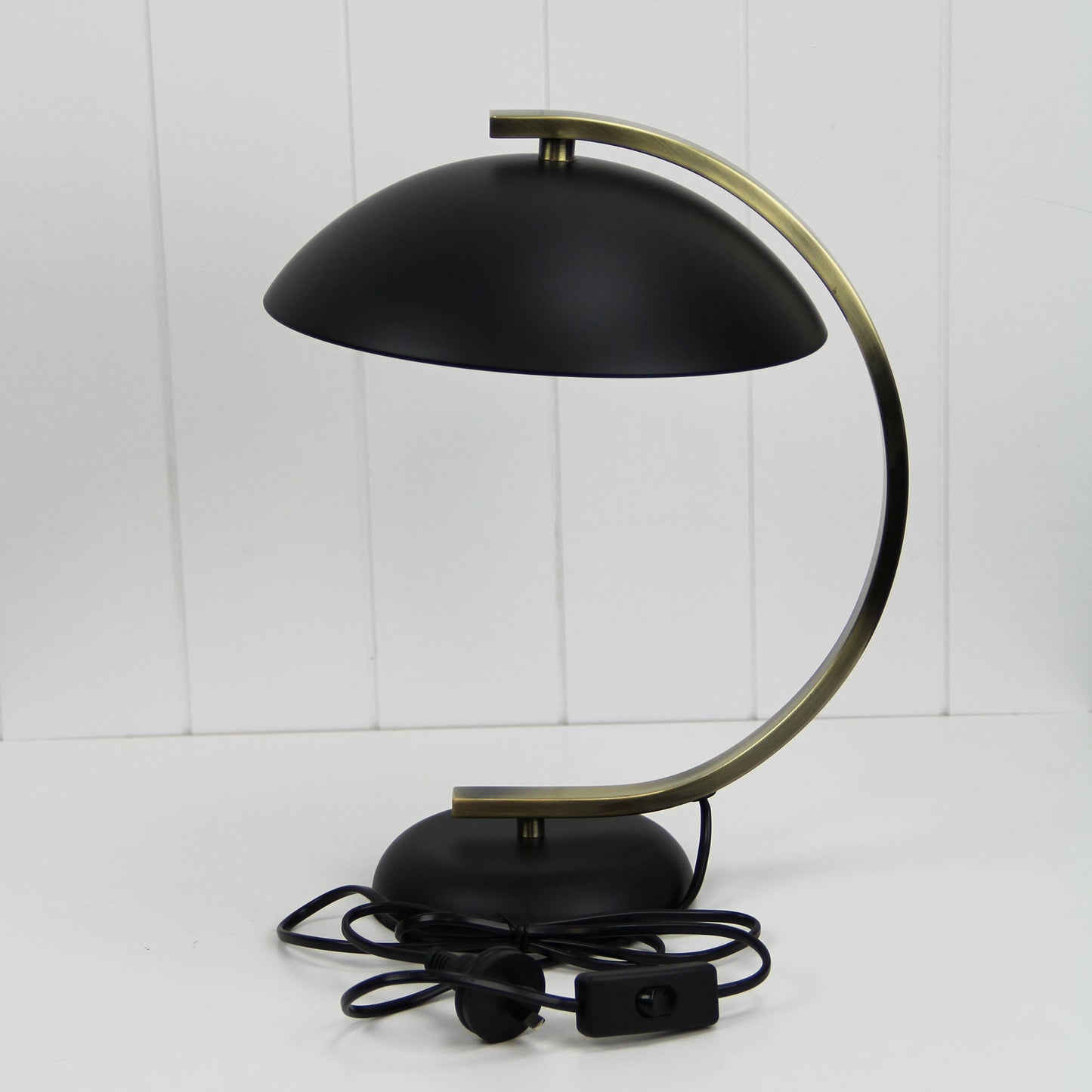 Deco Table Lamp Black & Antique Brass