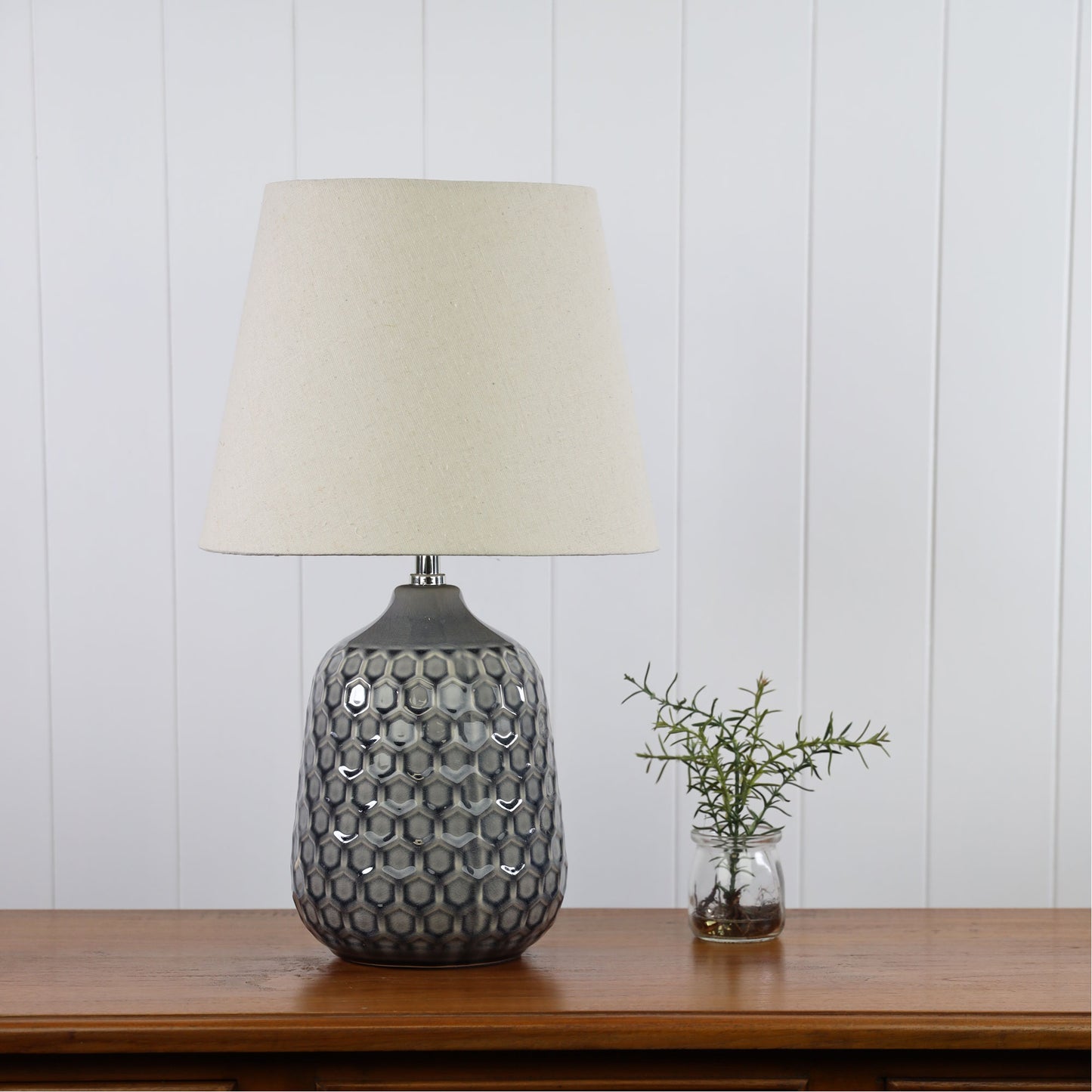Daria Complete Table Lamp