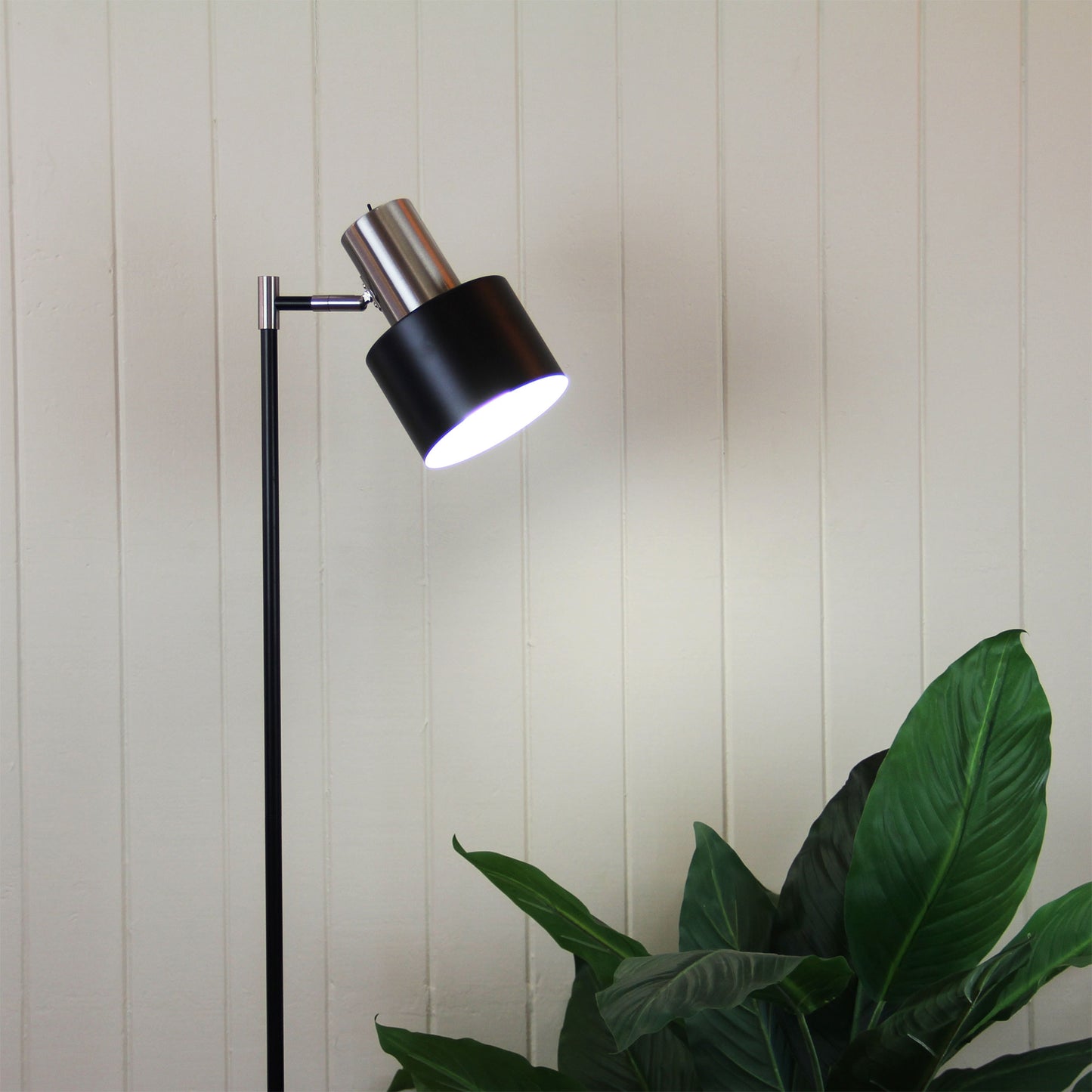 Ari Floor Lamp Black W/ Brushed Chrome Head
