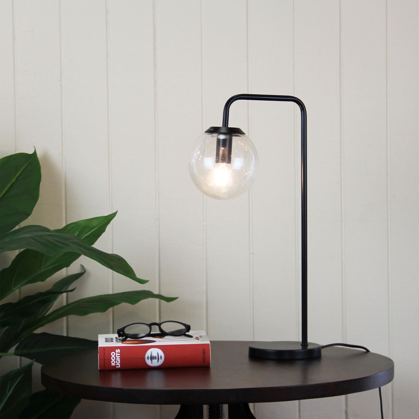 Newton Table Lamp Black