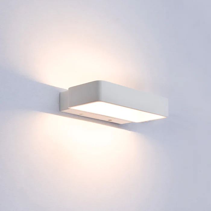 Wall Interior Up/Dn 6W Rectangle Matt White 3K 615 Lm