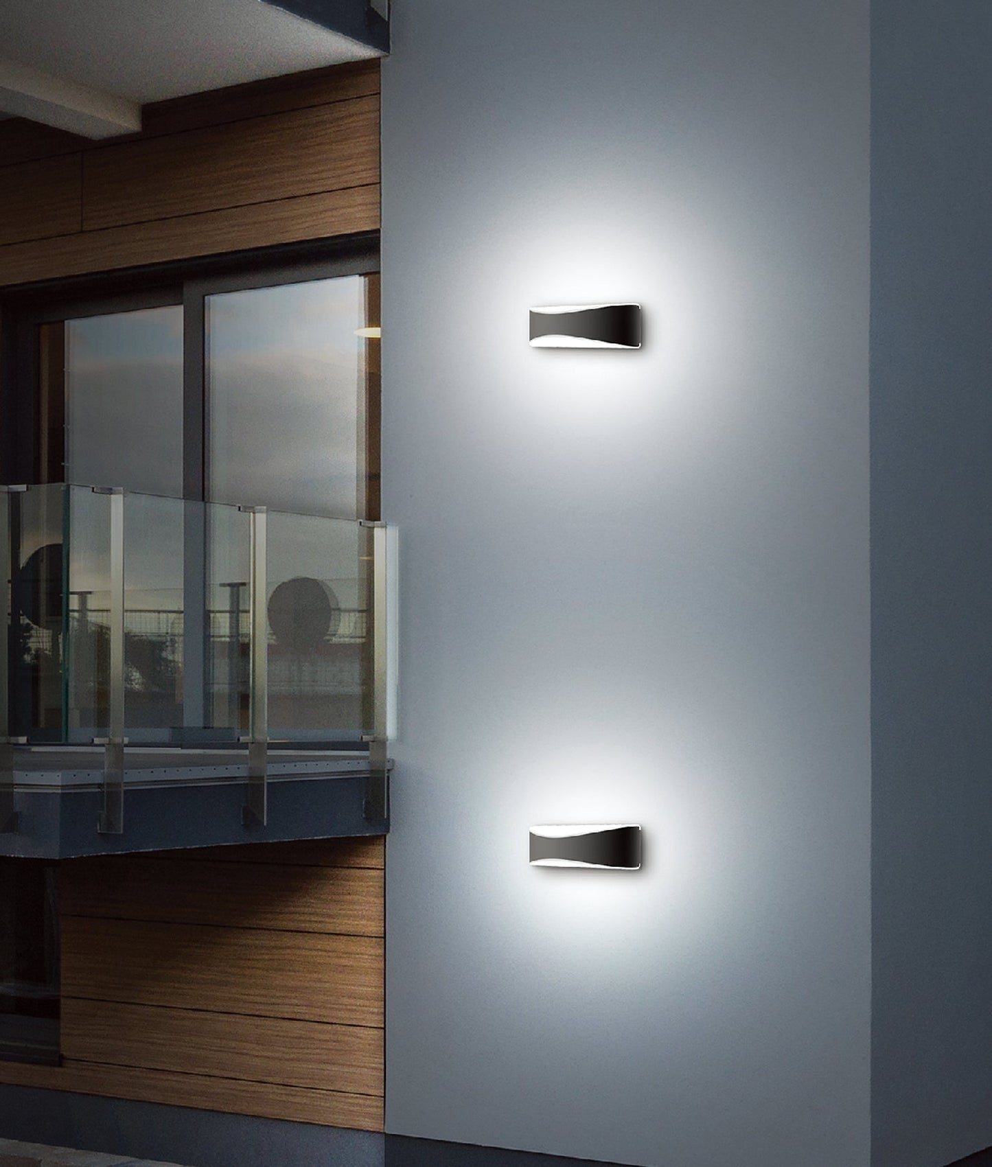 CLA Outdoor Wall Light Dark Grey IP65 220-240V AC