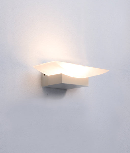 CLA Interior Wall Light White 6W 240V 3000K